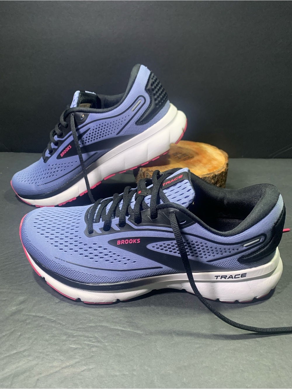 Brooks Trace 2 Women’s Blue Red Running Walking Sneakers Shoe Size-9